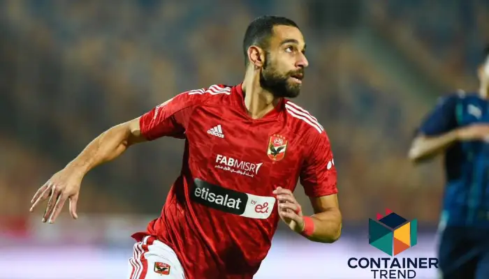 الأهلي يودع عمرو السولية بكلمات تقدير 