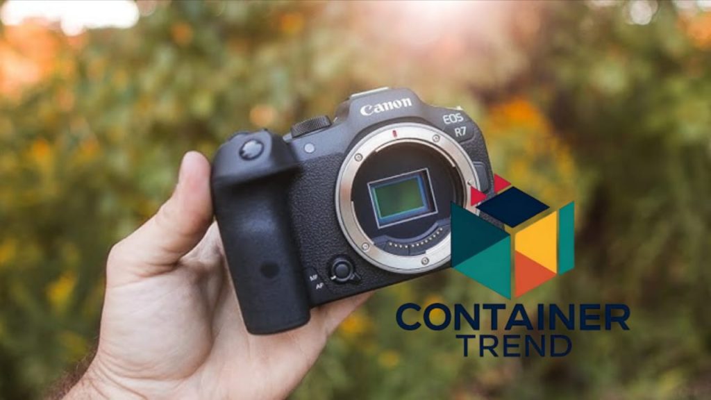 كاميرا Canon EOS R7 خيار مثالي ضمن أفضل أنواع كاميرات كانون لعشاق السرعة والدقة