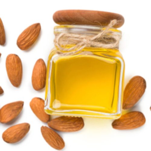 زيت اللوز للهالات السوداء: علاج طبيعي وفعّال لبشرة مشرقة