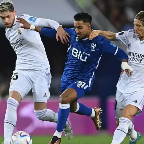 الهلال يواجه ريال مدريد في موقعة نارية بكأس العالم للأندية
